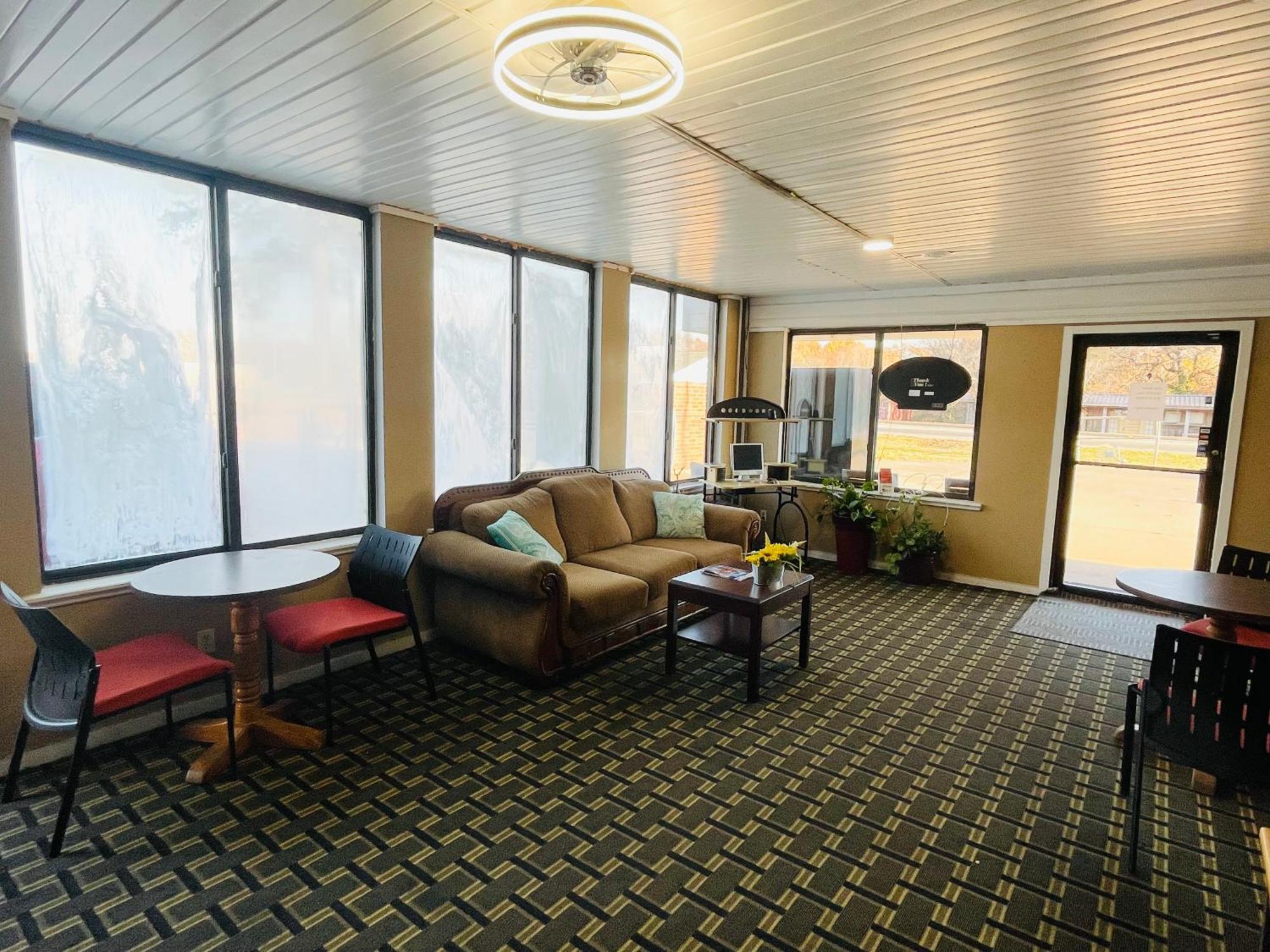 Americas Best Value Inn Jay Екстериор снимка